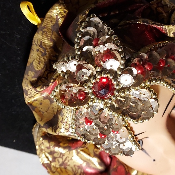 Vintage Hand Painted Carnival Face Mask With Fabric & Sequin Design - Picture 3 of 7